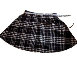 Mini skirt juniors skirt size XXL plaid black whire Aline school girl skirt
